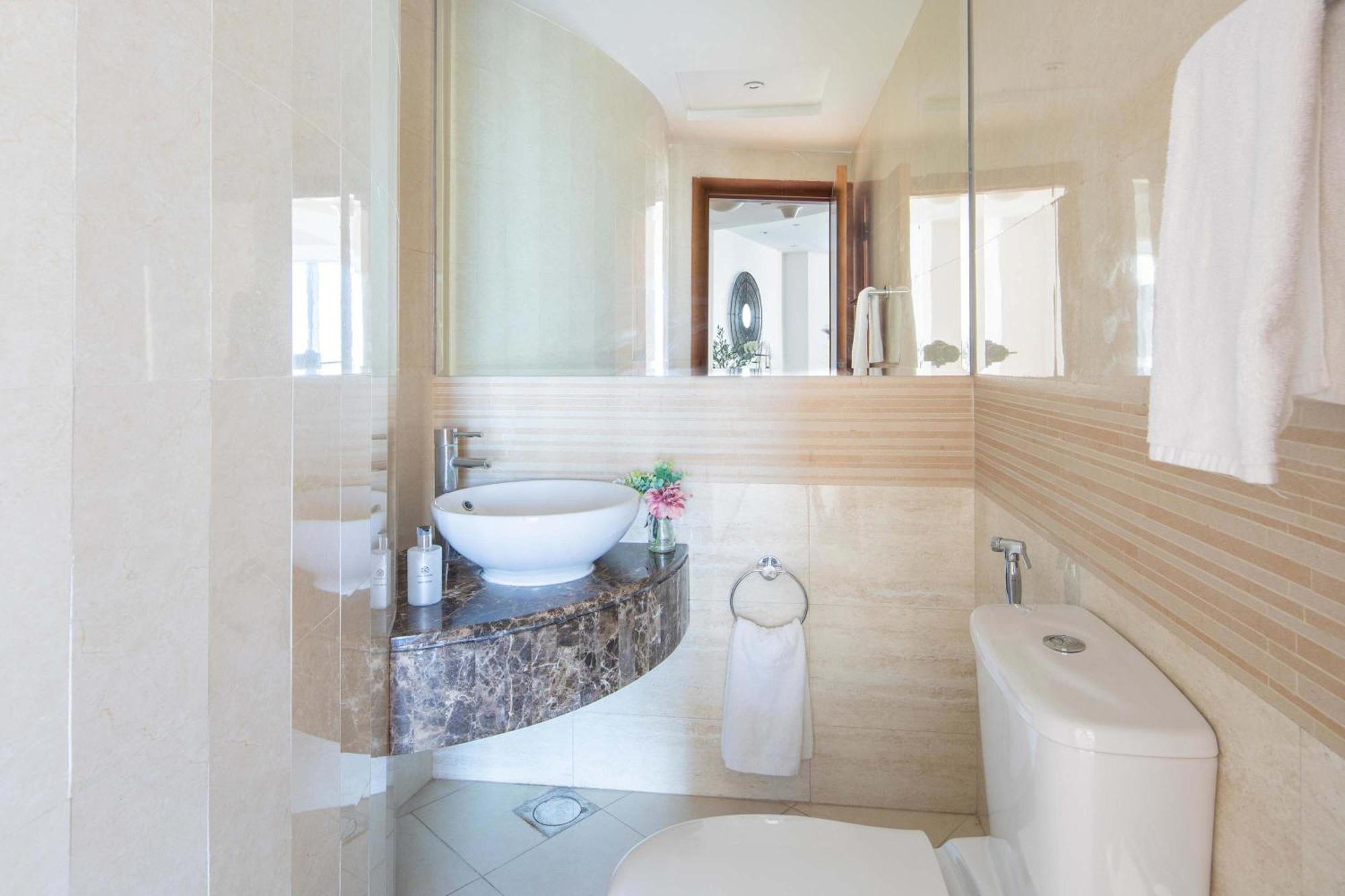Frank Porter - Trident Grand Dubai Exterior photo
